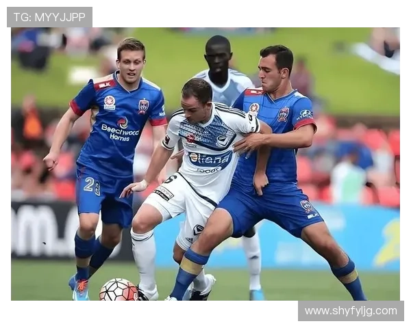 巴西足球盛事帕尔梅拉斯与弗拉门戈争夺南美解放者杯冠军